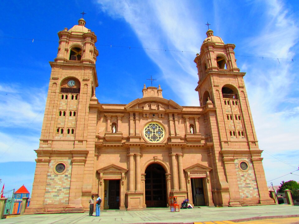 Church architecture peru