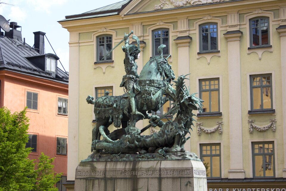 Historically statue sweden