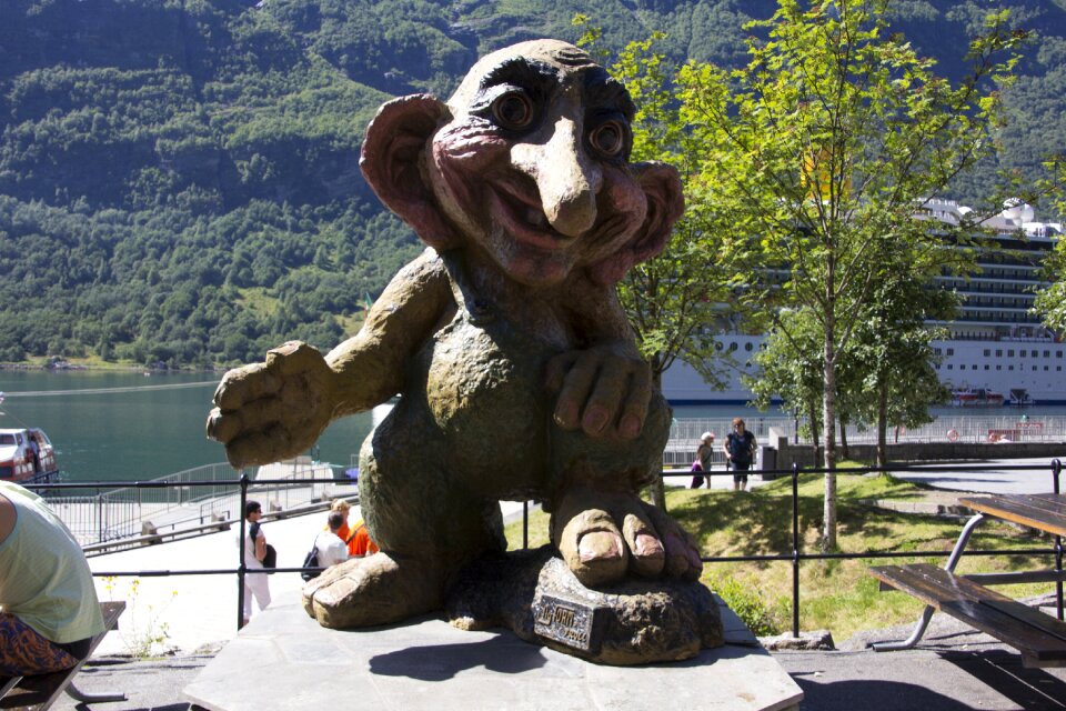 Art troll figure cheeky