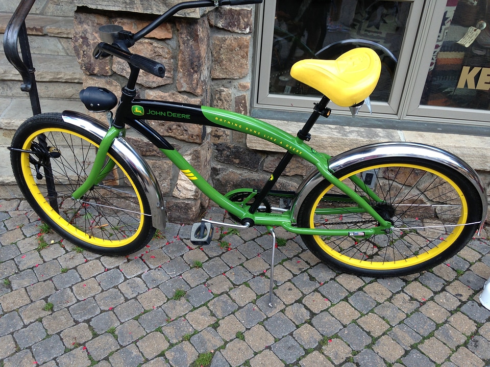 Wheels cycling cruiser