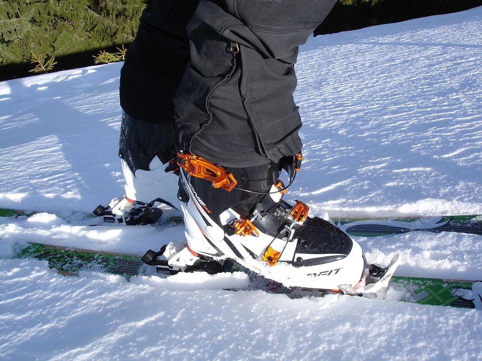 Touring binding touring shoes dynafit