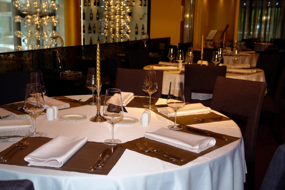 Dining decoration setting