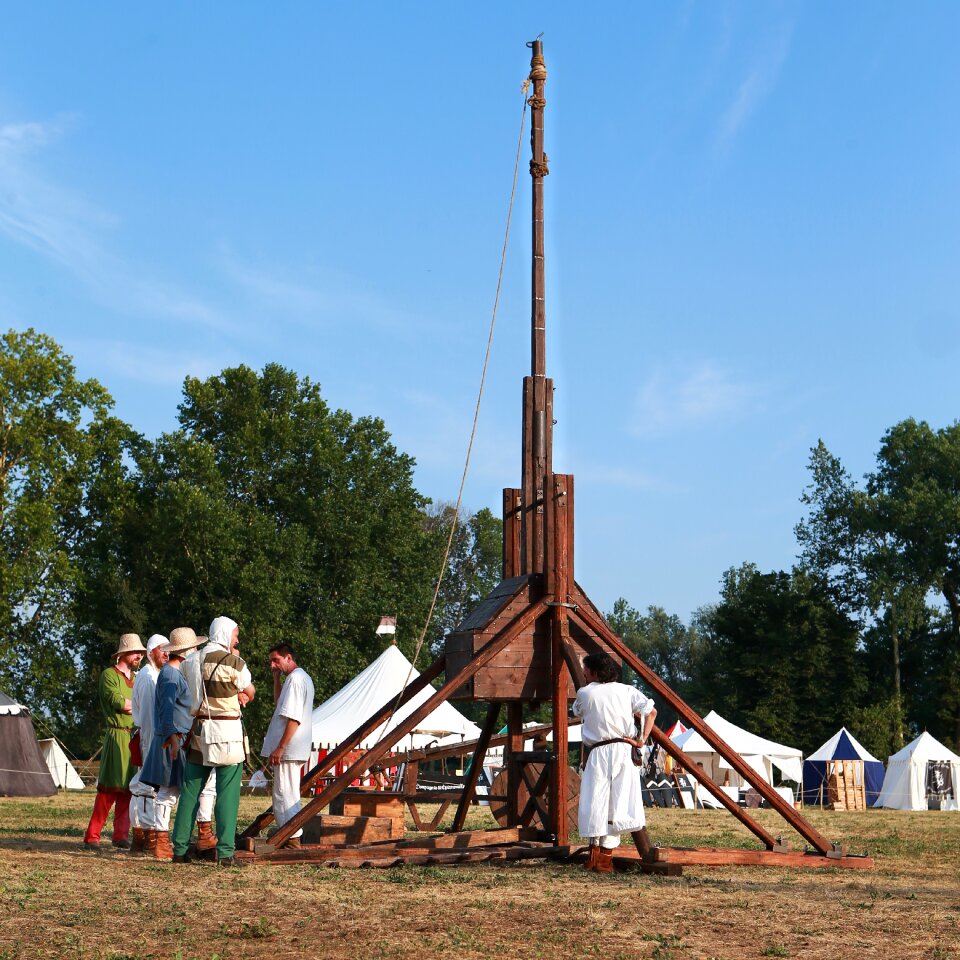 Catapult battle war