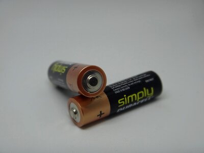 Current duracell electricity