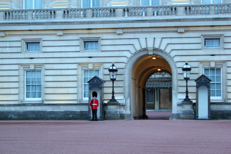 Britain palace travel