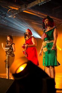 Retro woman music