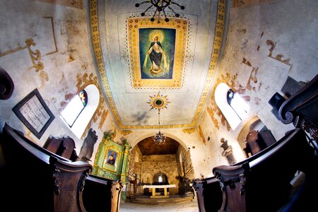 Dziekanowice church romance
