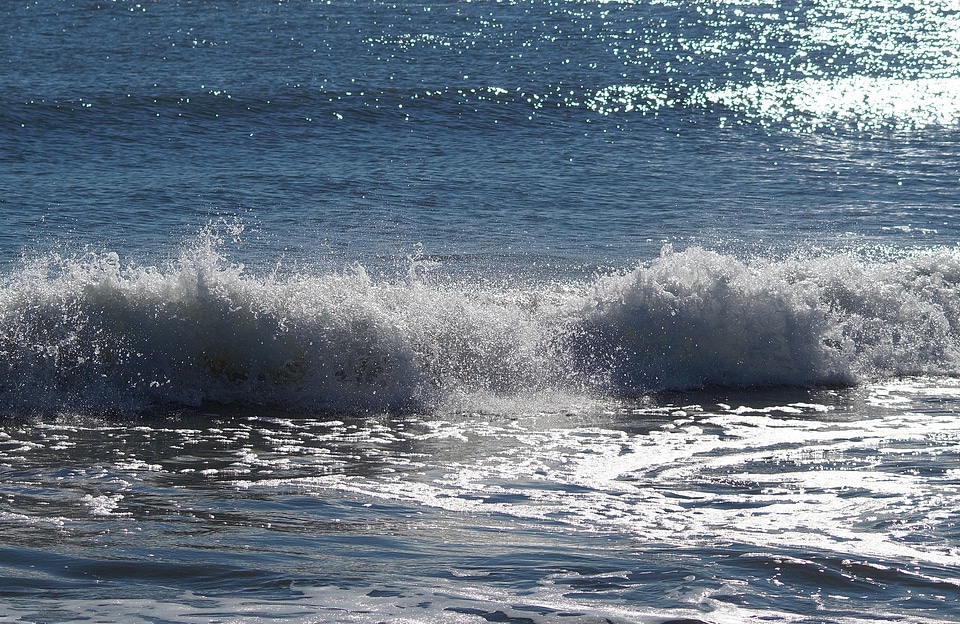 Beach crashing crash