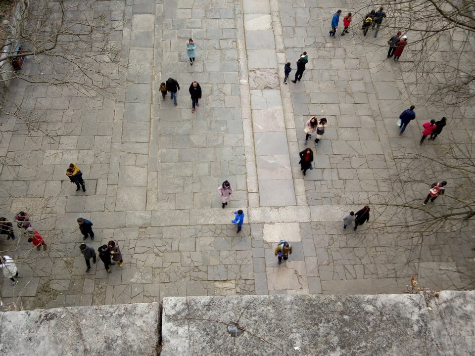 The crowd the city walls old
