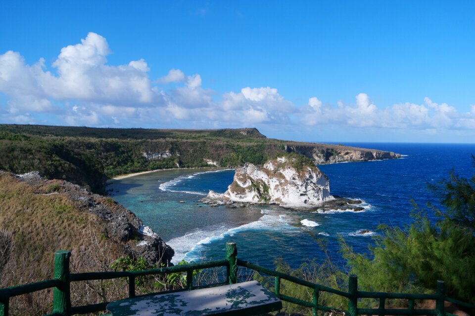 Tourist destination cloud rock