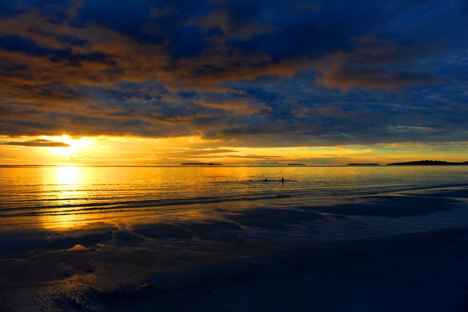 Sun nature tourism cloud