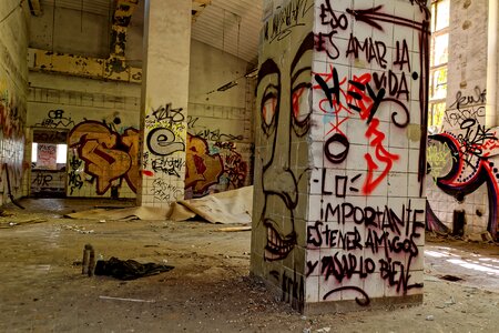Lapsed dilapidated shabby