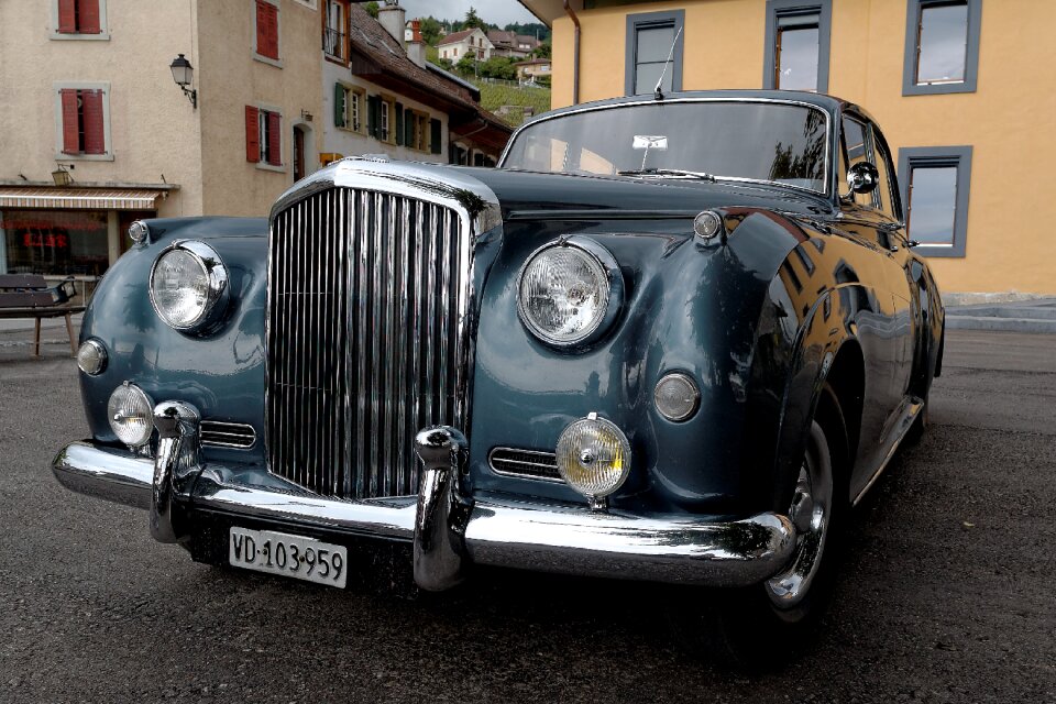 Auto historically nostalgia