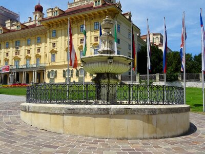 Emerikus fountain esterhazy place hump bowl