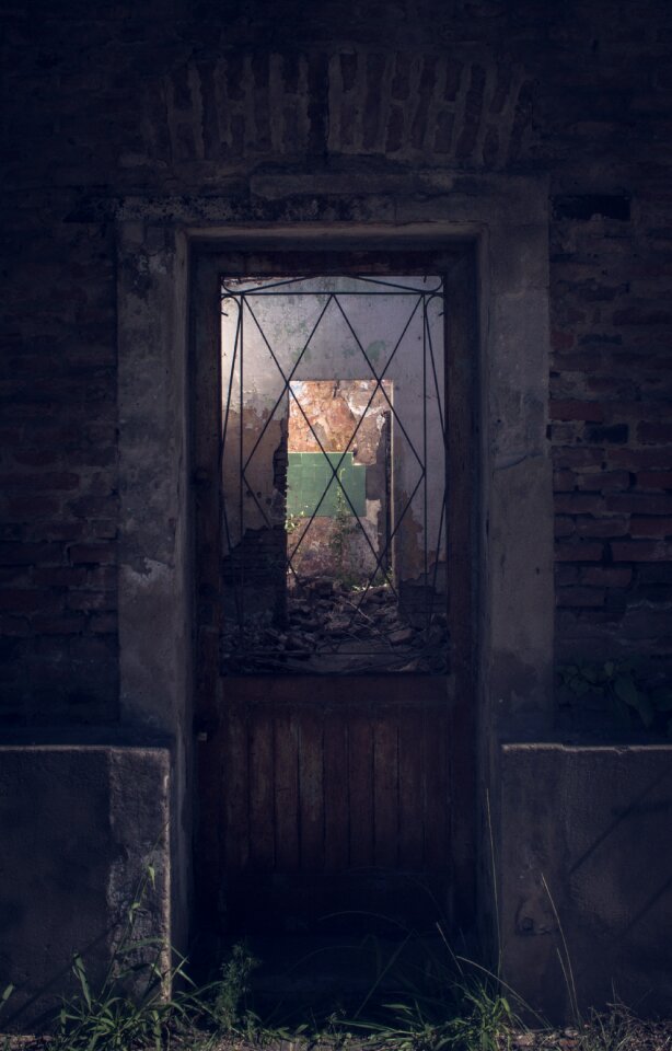 Color landscape closed