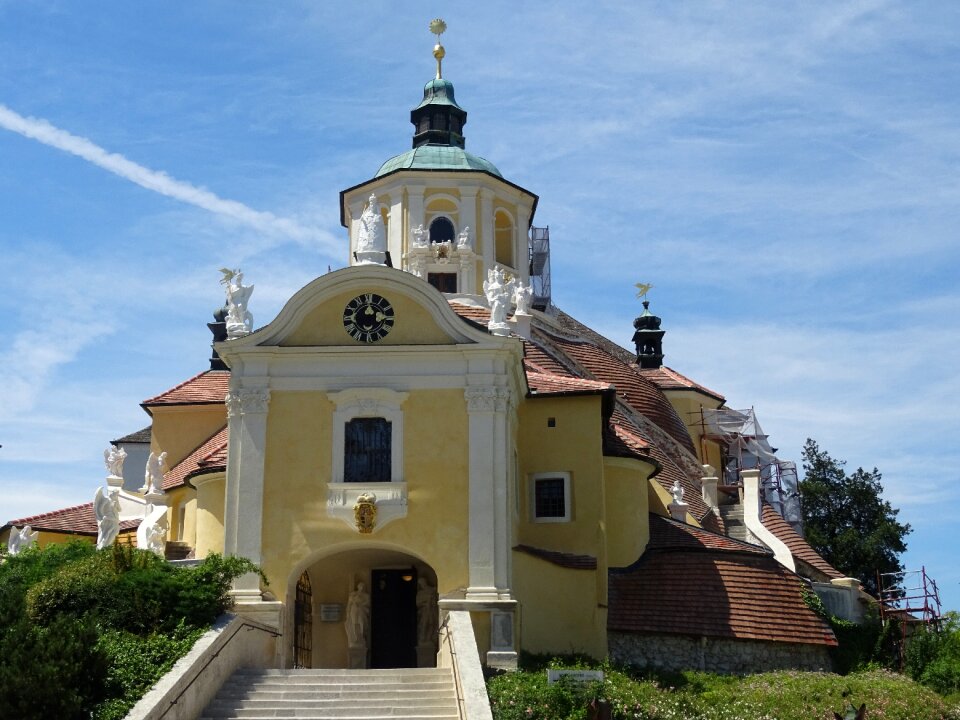 Calvary church giant church hochbarok