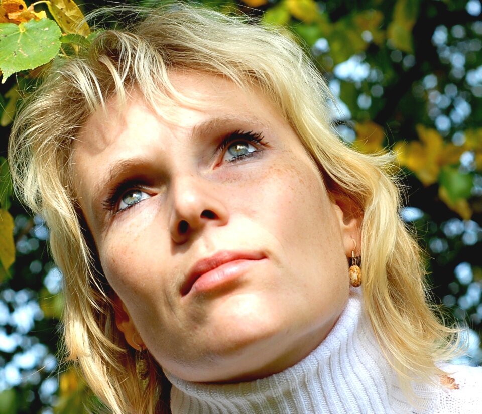 Portrait view blonde