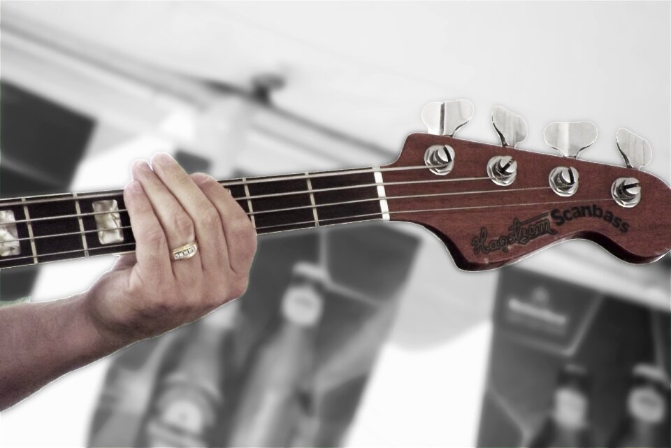 Instrument guitarist fingers