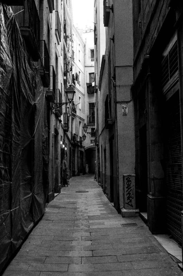 Vanishing point lines old town
