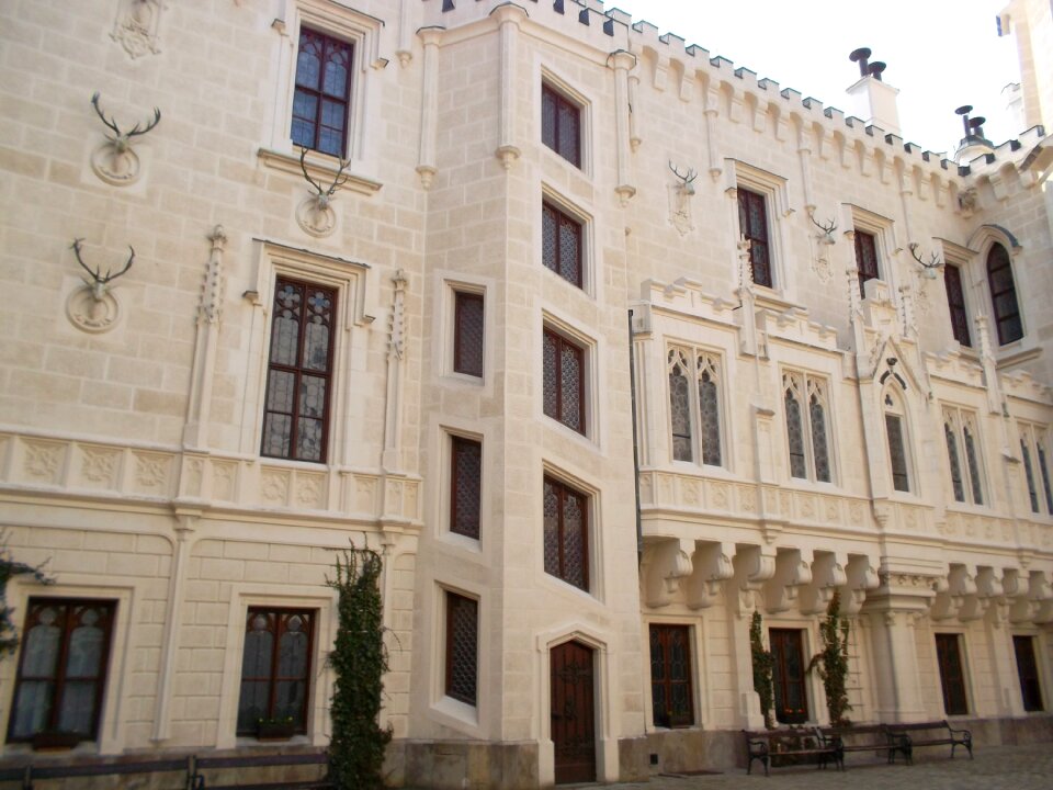 Deep castle mansion