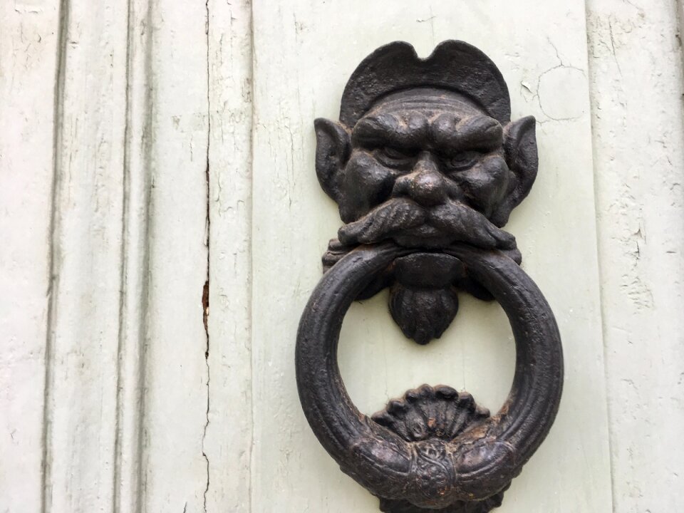 Deco input front door