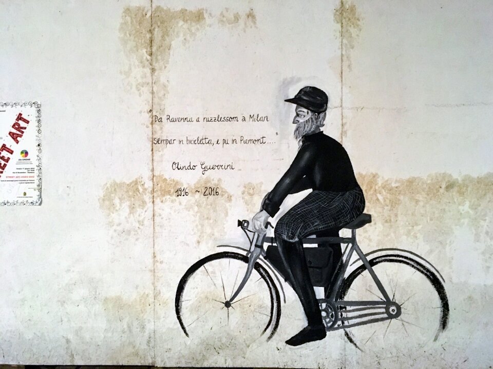 Wall painting bike art