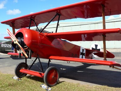 German fighter fokker triplane