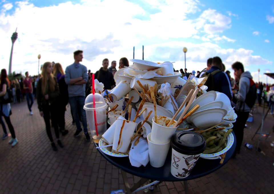 Waste filth disposable cups