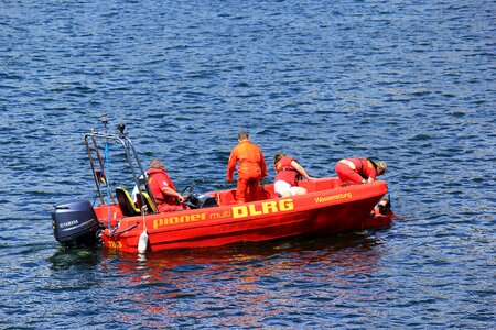 Lifeboat rescue emergency
