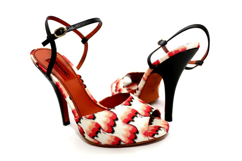 Footwear female red