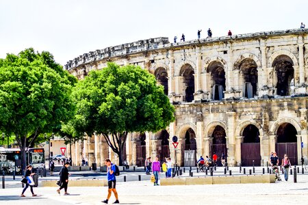 Roman city ramparts architecture