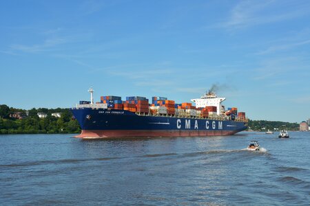 Vessel elbe cgm photo