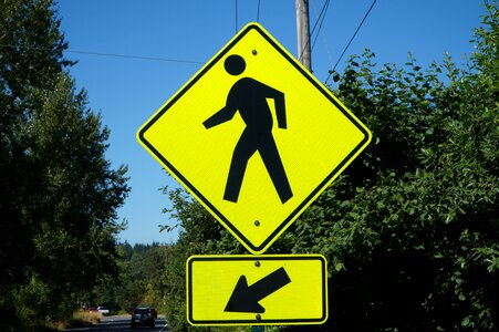 Road traffic symbol