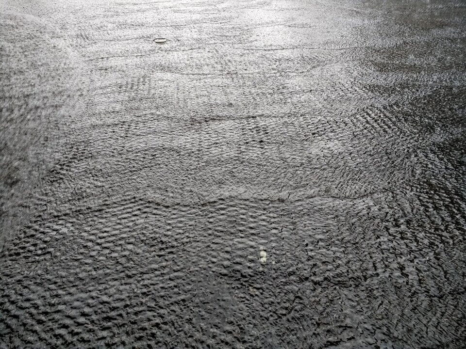 Surface raindrop texture