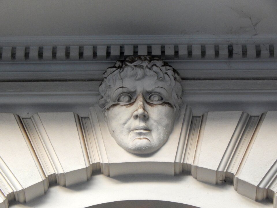 Detail decoration molding