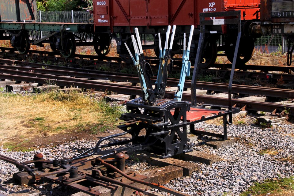 Crossover gear lines