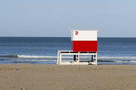 Sea arenas shore