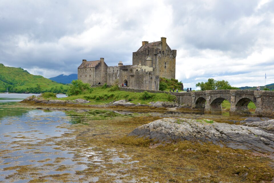 Scotland eilean donan castle mirroring