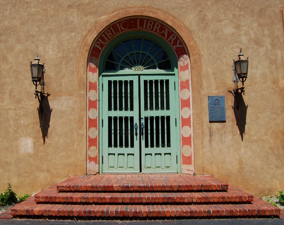 Characteristic new mexico america