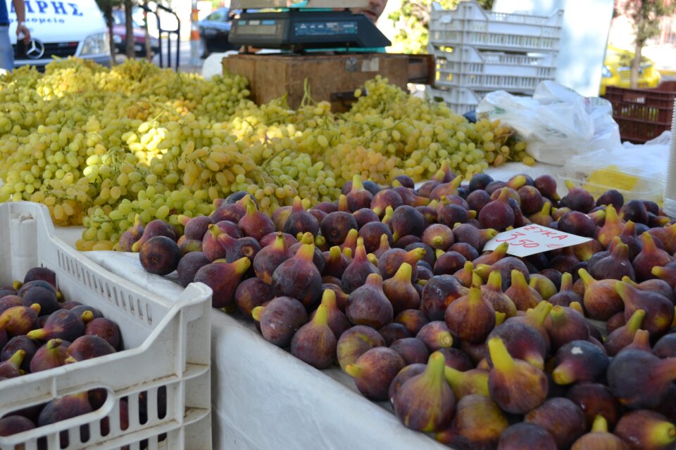 Grapes a farmer's market see figs