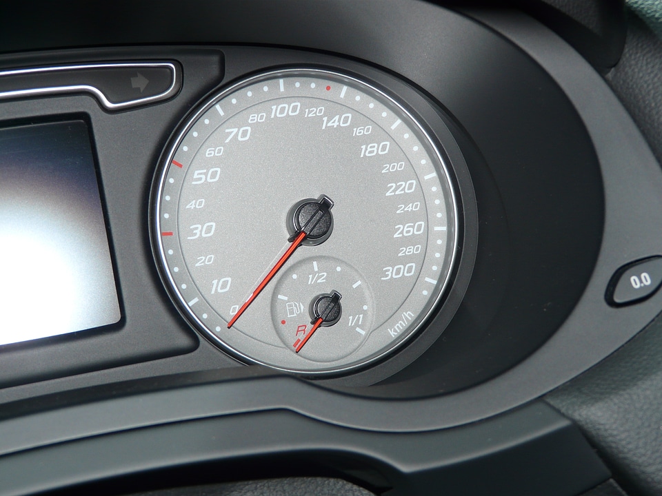 Vehicle dashboard armature
