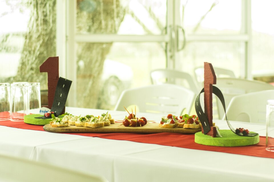 Bite food table