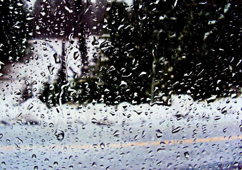Rain mirror snow