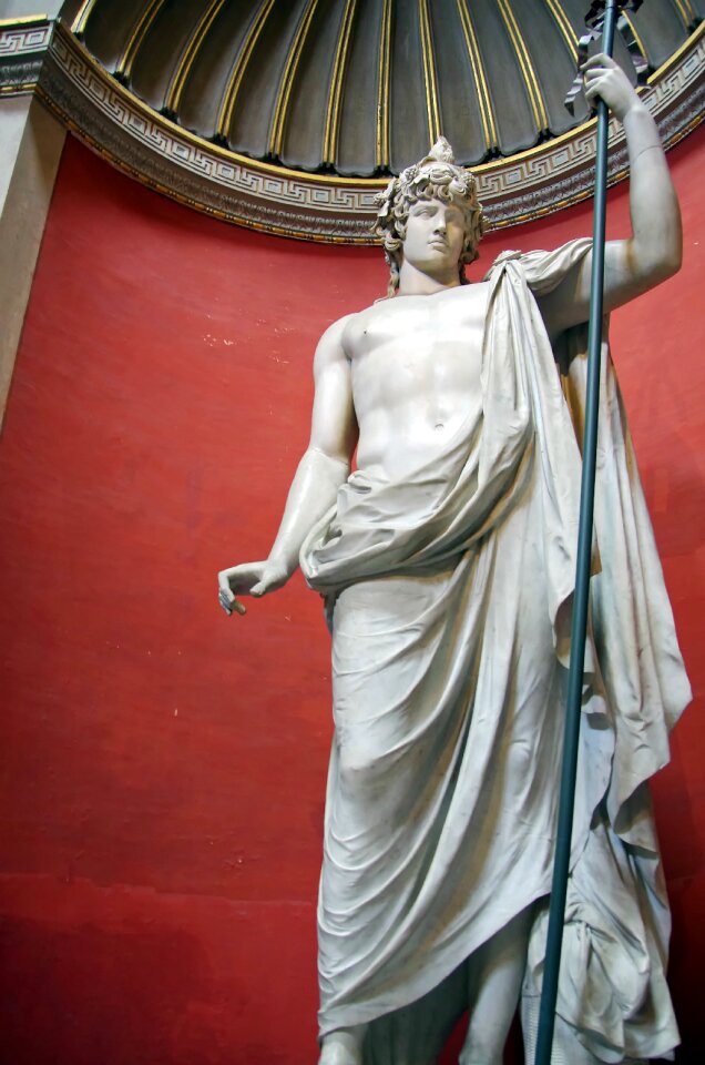 Statue antique marble