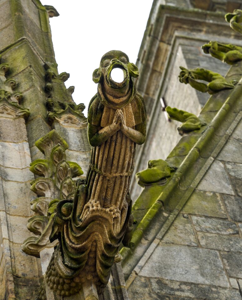 Pierre prayer church