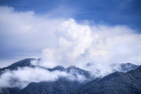 The scenery cloud mountain photo