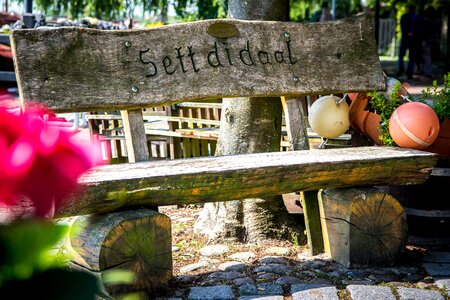 Mood low german tourism