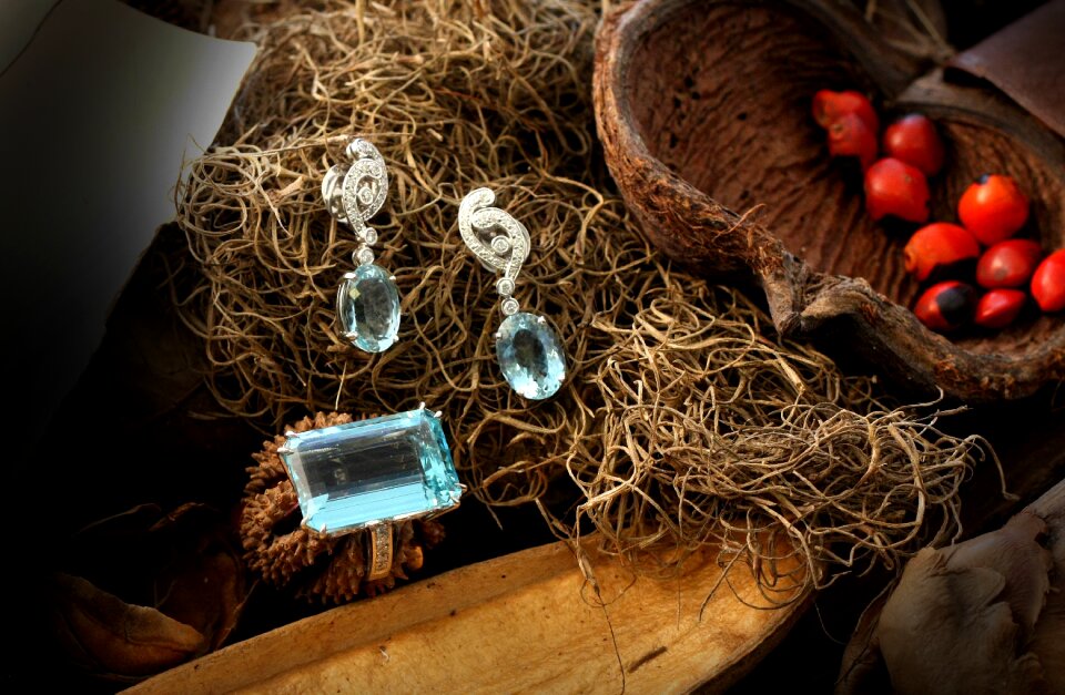 Earring ring sea water