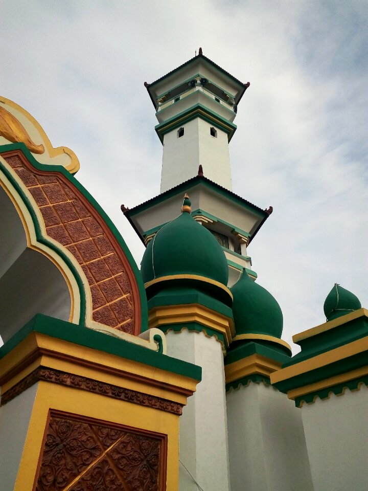 Tower the mosque the supreme