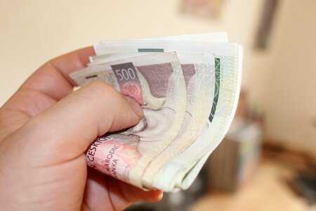Fiat stash hand